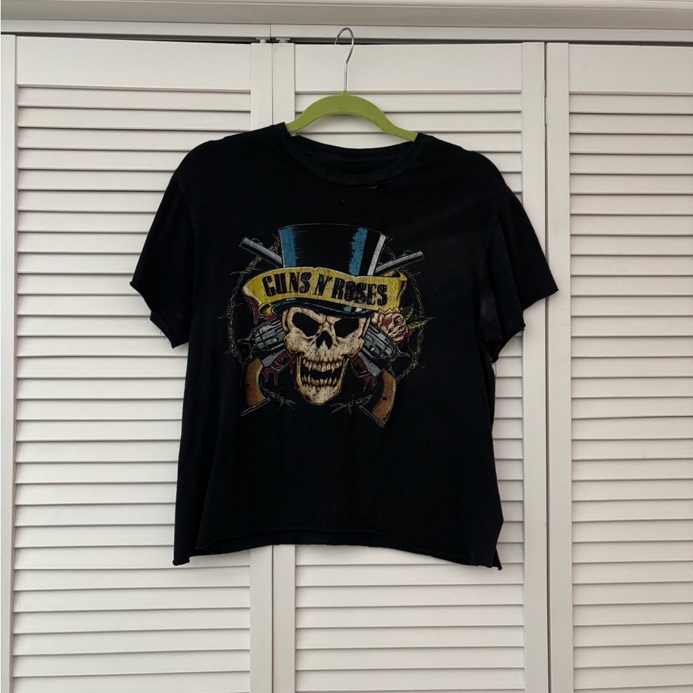 Distressed Guns N’ Roses cropped tee